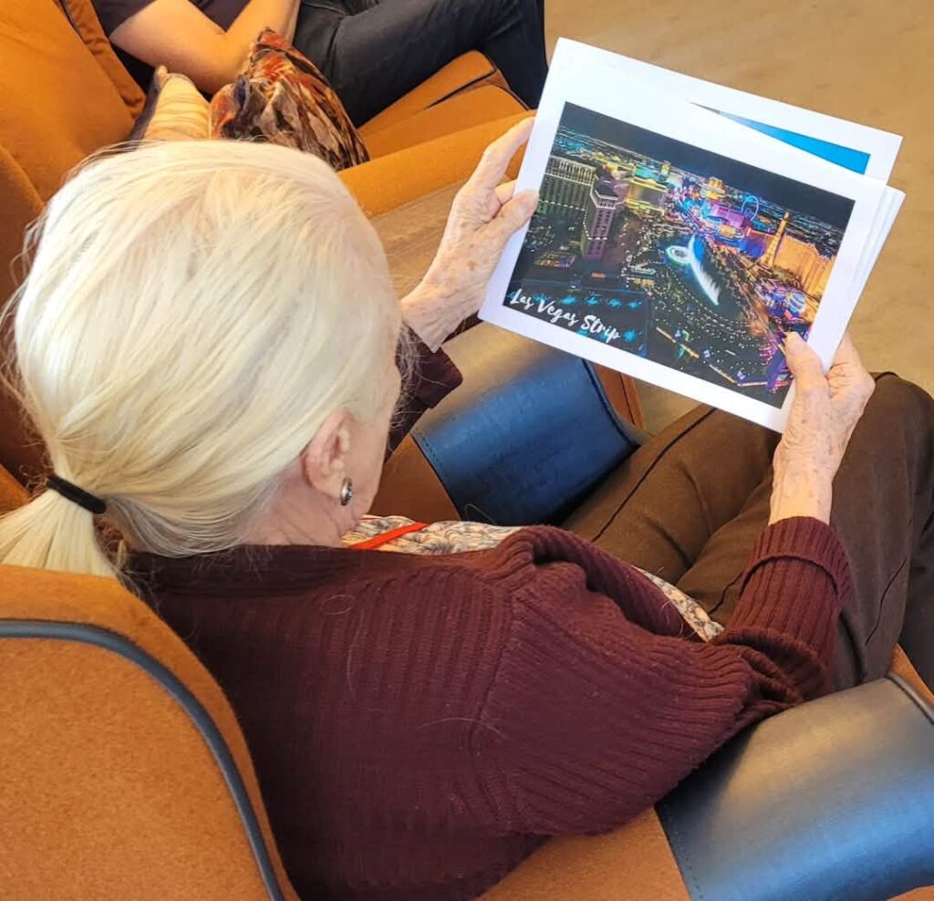 resident looking at las vegas pictures